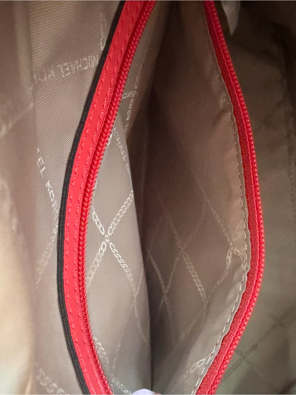 Michael Kors Large Pebbled Leather Whipstitch Hobo Shoulder Coral Pink NWT - Picture 9 of 14